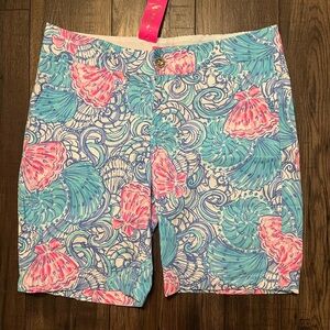Lilly Pulitzer Chipper Short in Blue Haven Raising Shell size 10 NWT